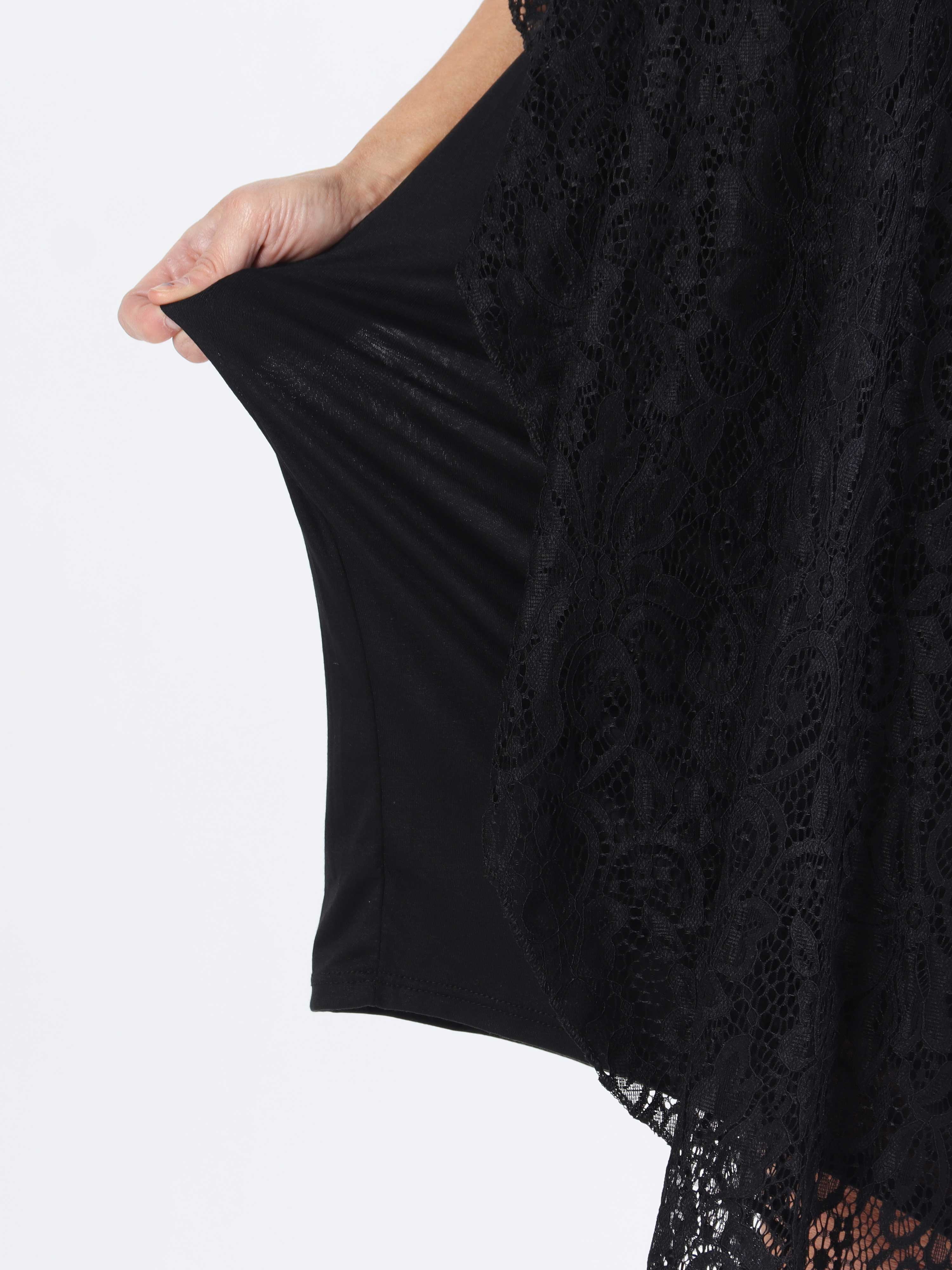 Kenya Lace - Söt tunikaklänning i spets i plusstorlek